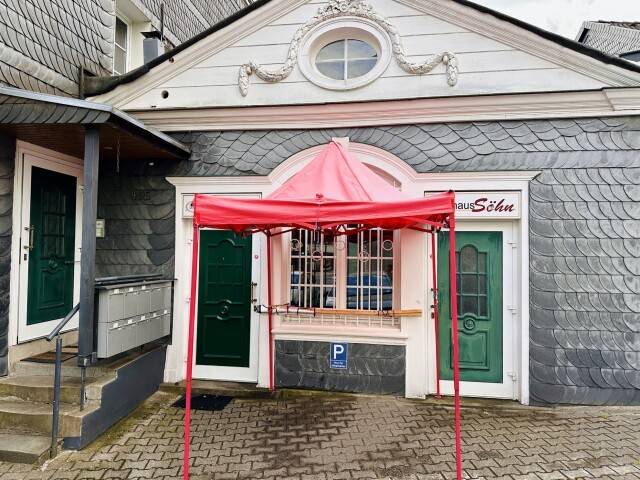 Jahreshauptversammlung und weitere Dokumente Der Eingangsbereich des Gasthauses Söhn, dem Veranstaltungsort der Mitgliederversammlung des KGV Westerbusch